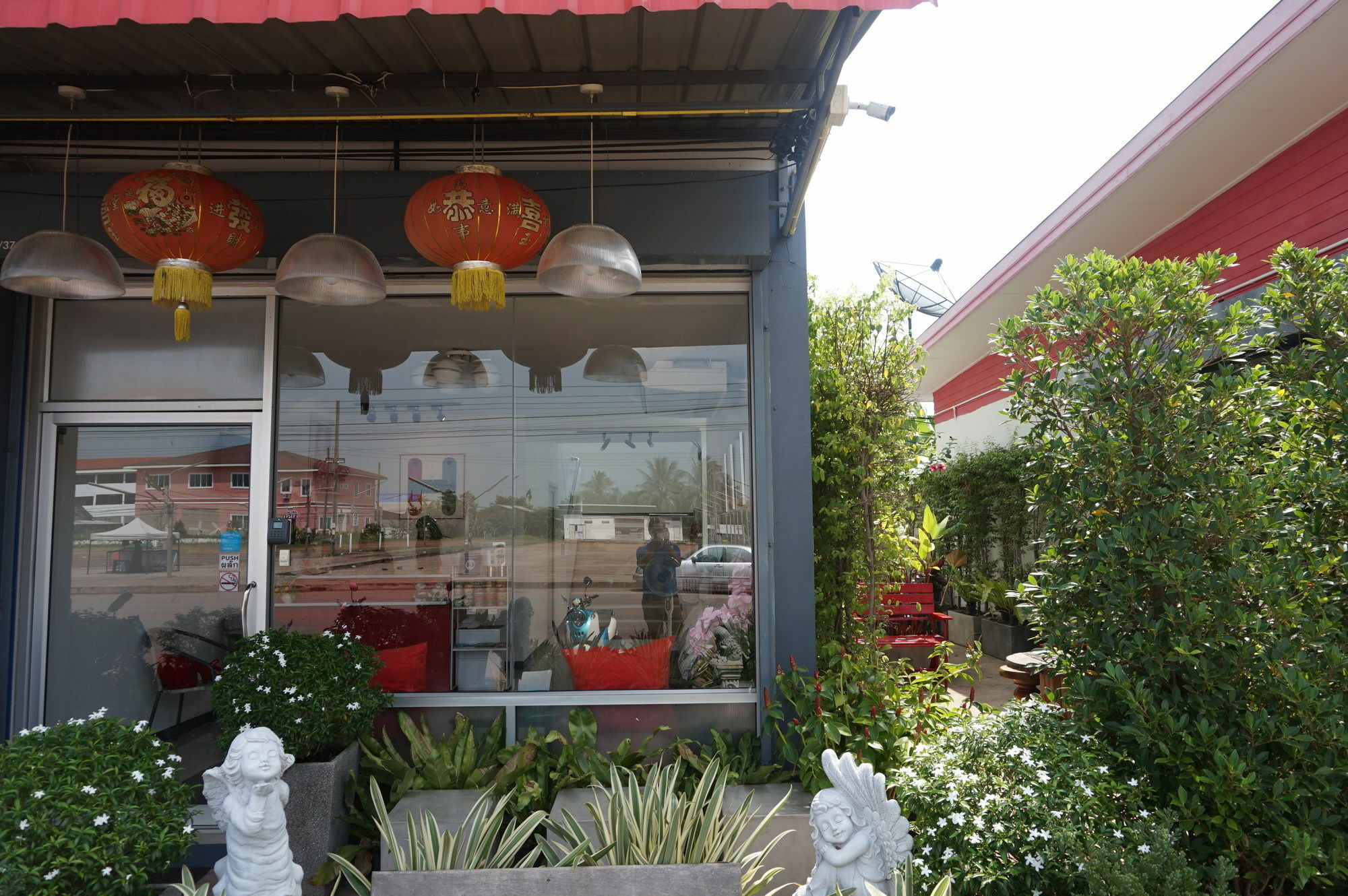 Honghub Sakon Hotel Sakon Nakhon Zewnętrze zdjęcie